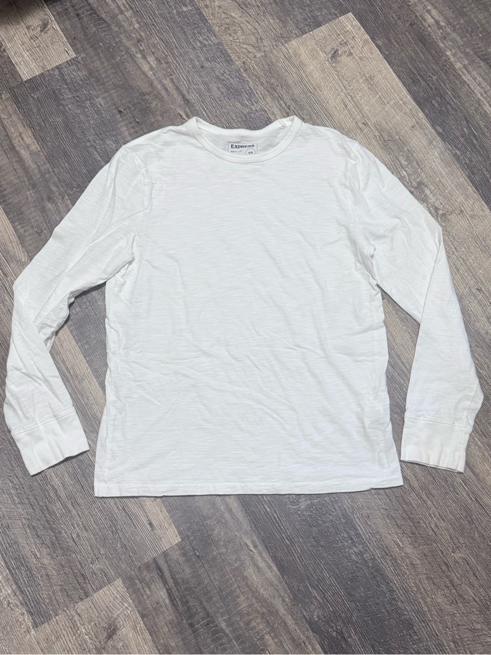Express White Long-Sleeve Crewneck Tee